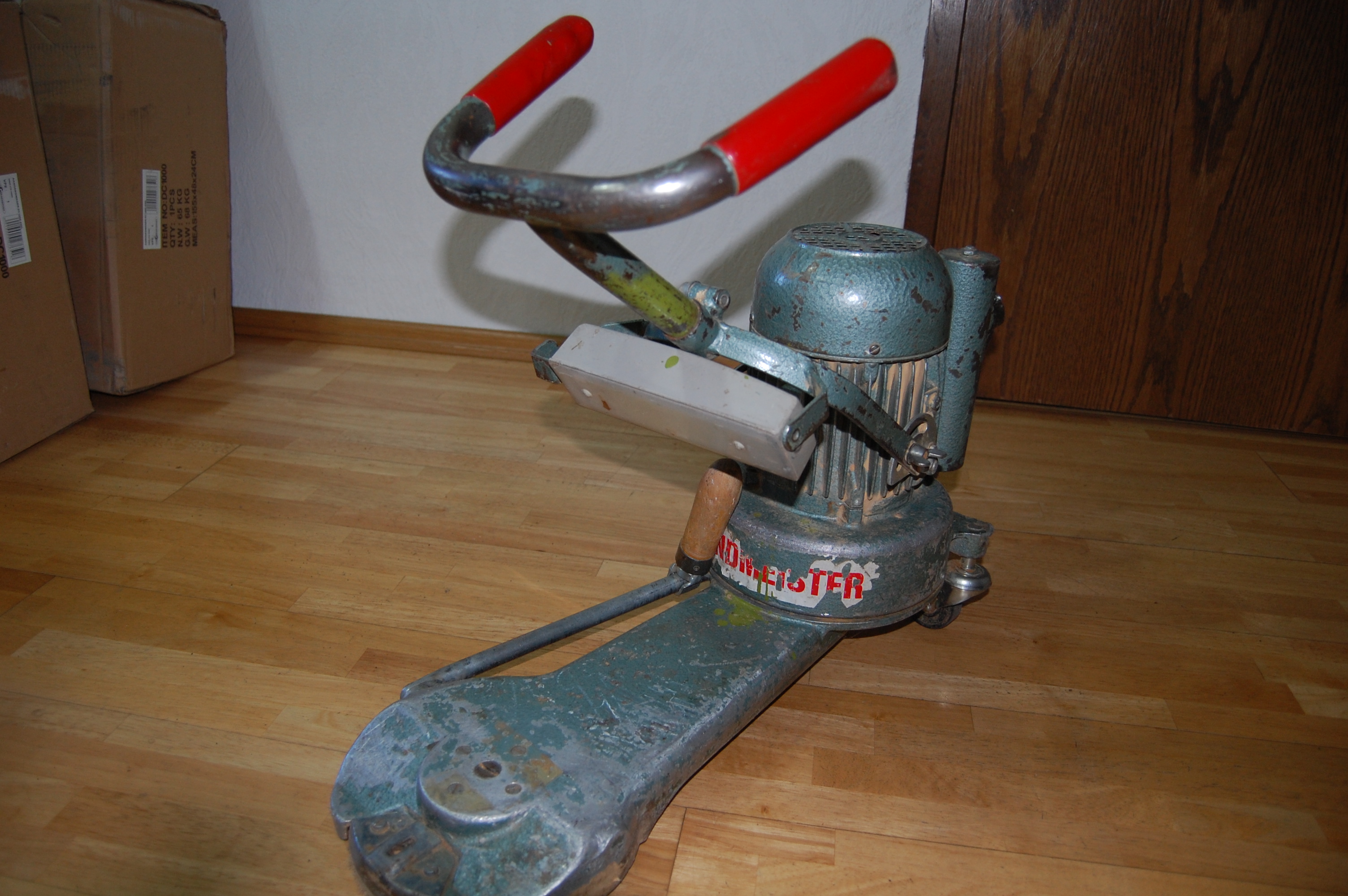 Parkettschleifmaschine & Randschleifer >>>MIETE ab 25,00