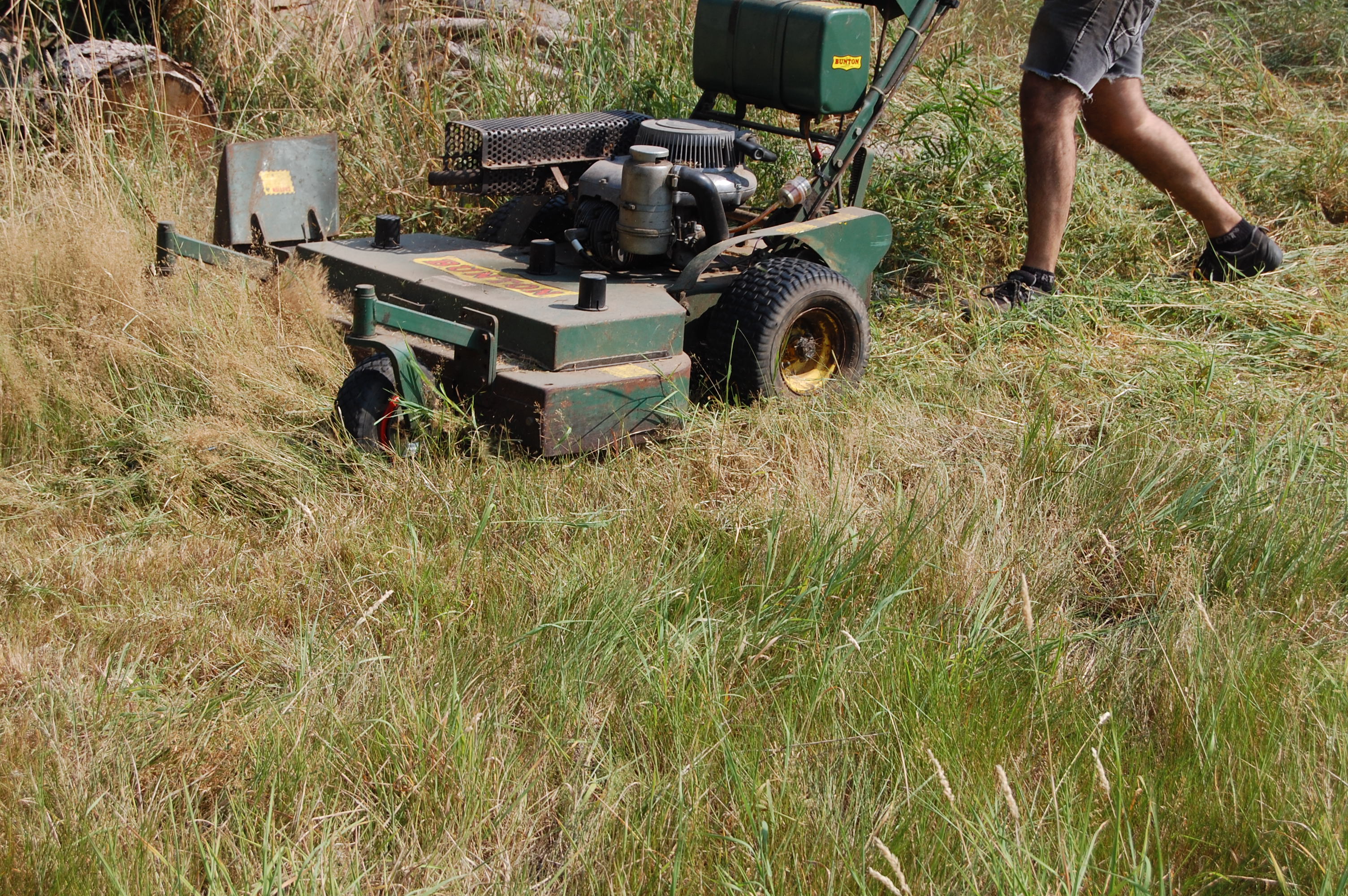 Hochgrasmäher / Wiesenmäher >>>79,00 Euro Gartentechnik Kleine